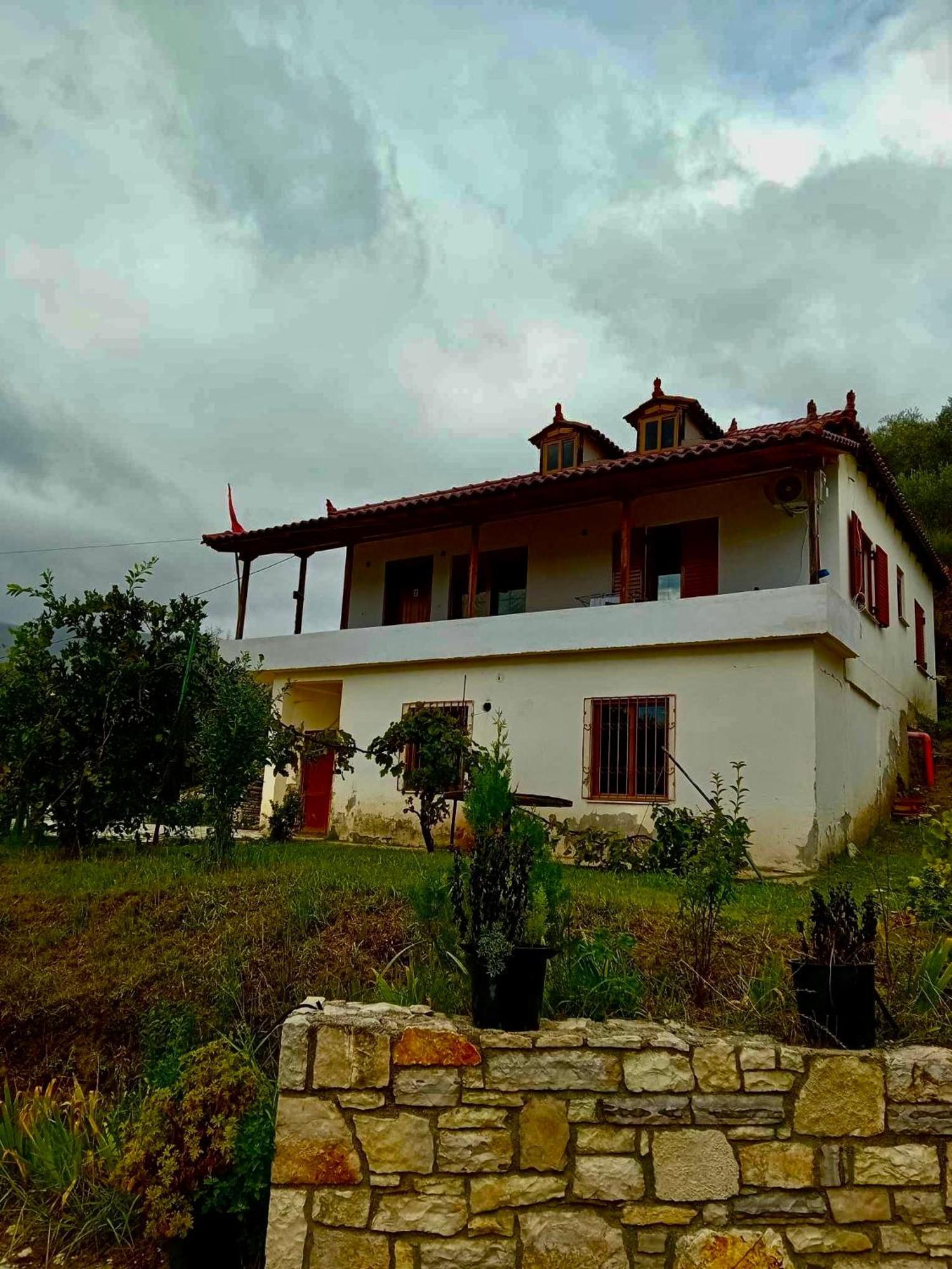 Villa Romario *
